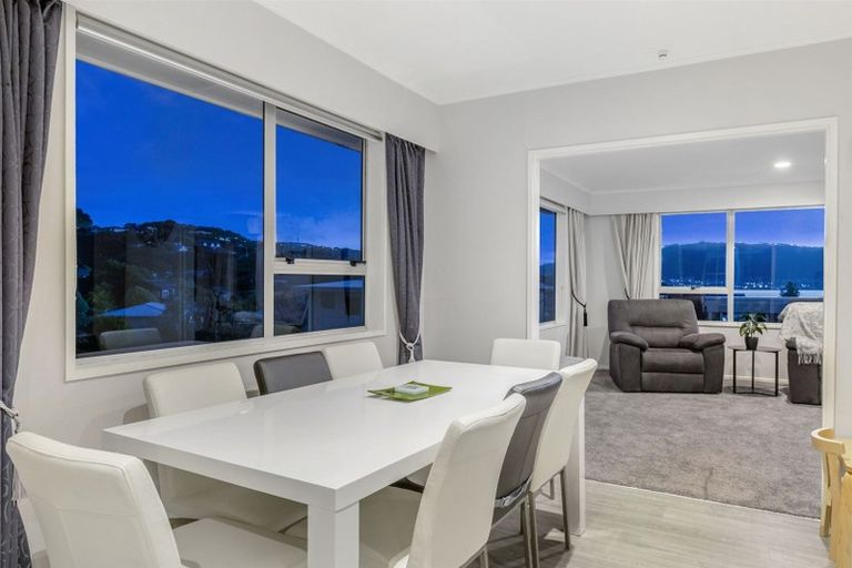 Photo of property in 3 Spey Place, Papakowhai, Porirua, 5024