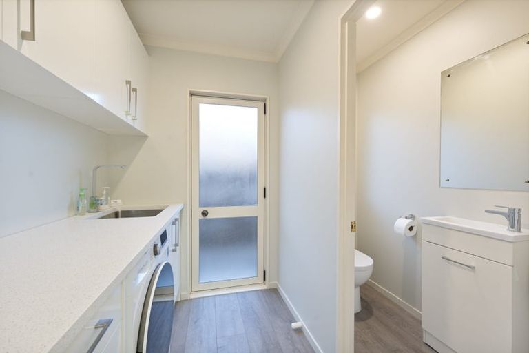 Photo of property in 42 Harvest Drive, Henderson, Auckland, 0612