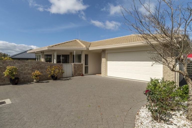 Photo of property in 9b Lilac Place, Otumoetai, Tauranga, 3110
