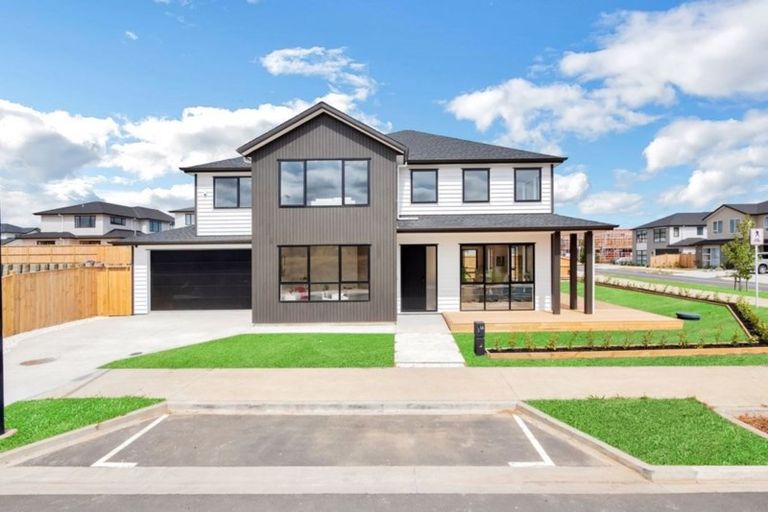 Photo of property in 14 Papareia Road, Karaka, Papakura, 2113