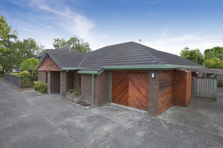 Photo of property in 28a Elmira Avenue, Hokowhitu, Palmerston North, 4410