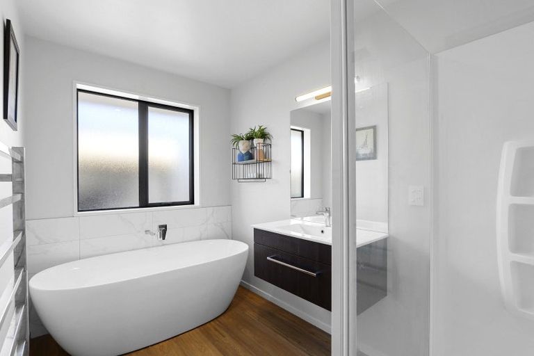 Photo of property in 16 Cherry Avenue, Darfield, 7510