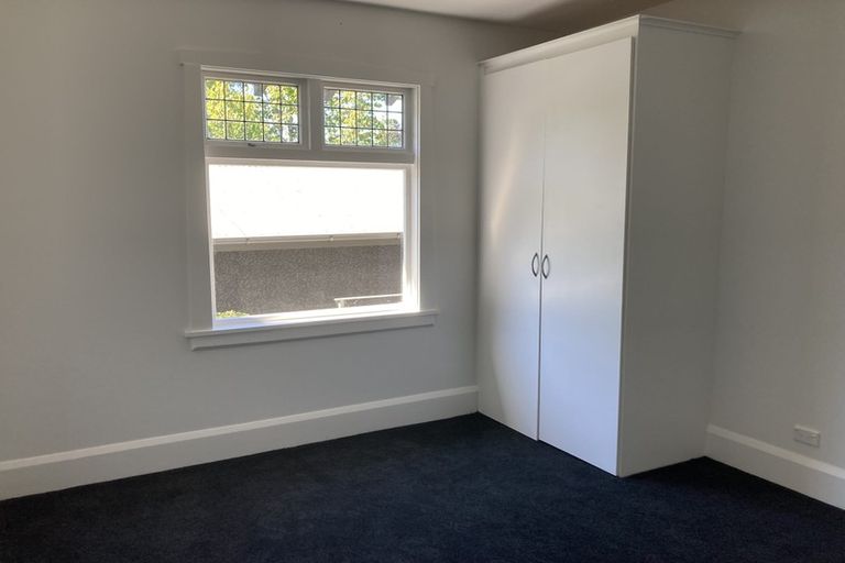 Photo of property in 42 Centaurus Road, Cashmere, Christchurch, 8022