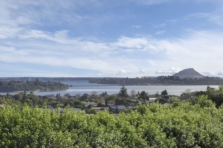 Photo of property in 50 Waikite Road, Welcome Bay, Tauranga, 3112