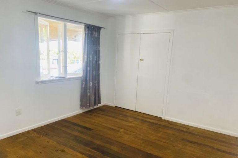 Photo of property in 11 Te Hutewai Road, Raglan, 3225