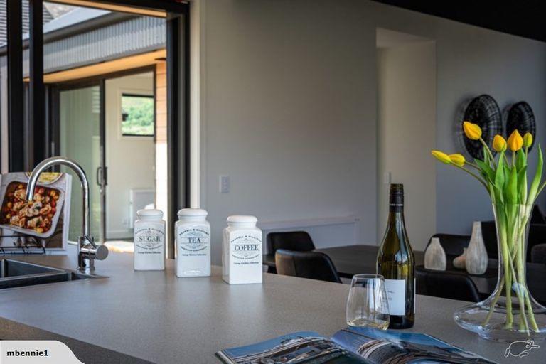 Photo of property in 6 Maize Street, Jacks Point, Queenstown, 9371