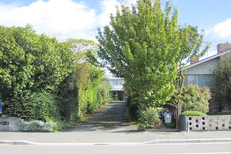 Photo of property in 237 Waimairi Road, Ilam, Christchurch, 8041