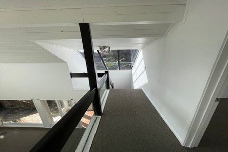 Photo of property in 20 The Close, Greenhithe, Auckland, 0632