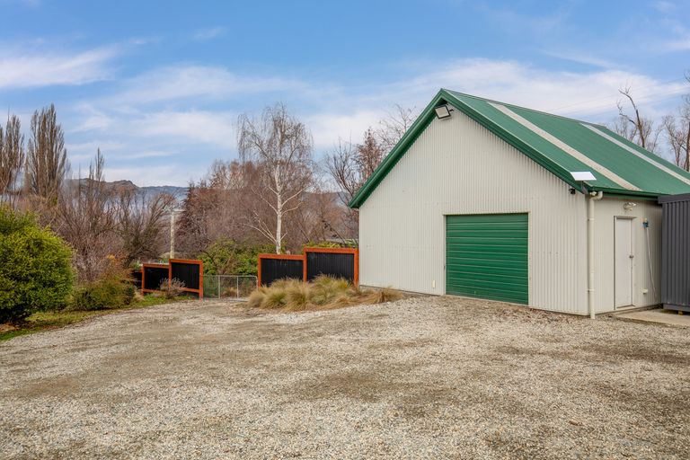 Photo of property in 8 Letts Gully Road, Letts Gully, Alexandra, 9393