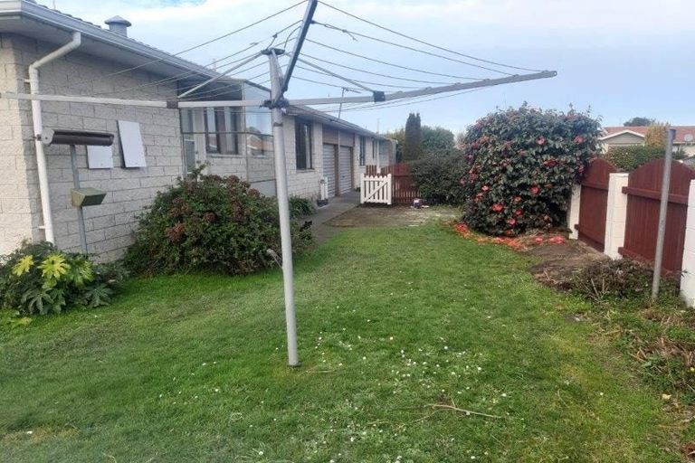 Photo of property in 1/162 Highsted Road, Casebrook, Christchurch, 8051