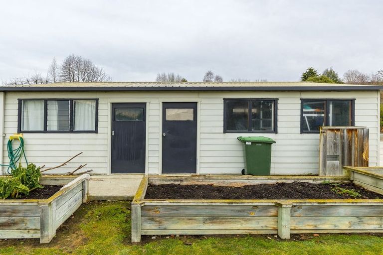 Photo of property in 25 Smith Street, Waimate, 7924