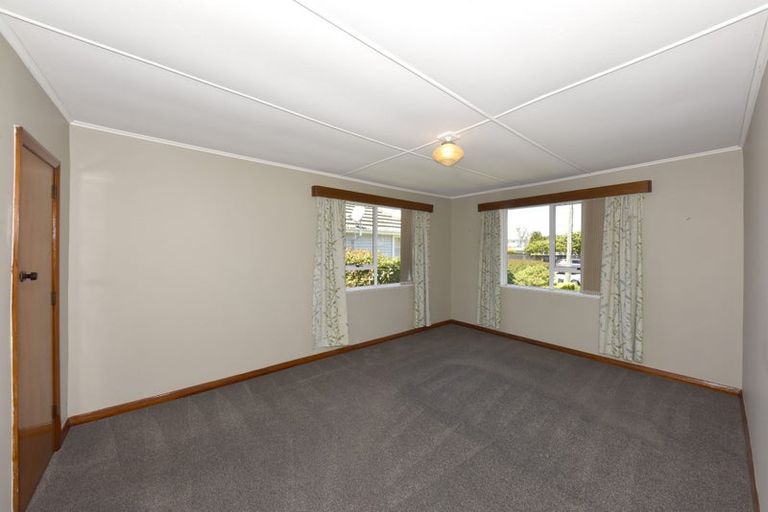 Photo of property in 5 Westcott Street, Dallington, Christchurch, 8061