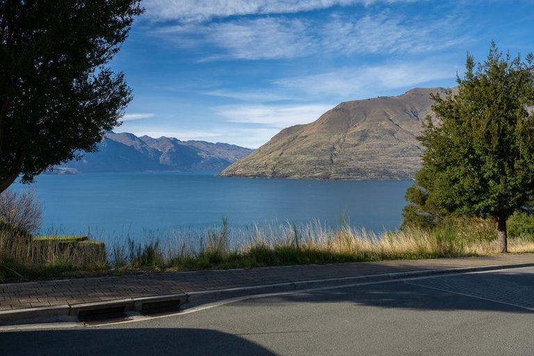 Photo of property in 39 Aspen Grove, Fernhill, Queenstown, 9300