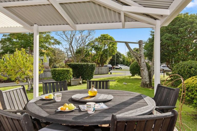 Photo of property in 12 Waimanu Place, Point Wells, Warkworth, 0986