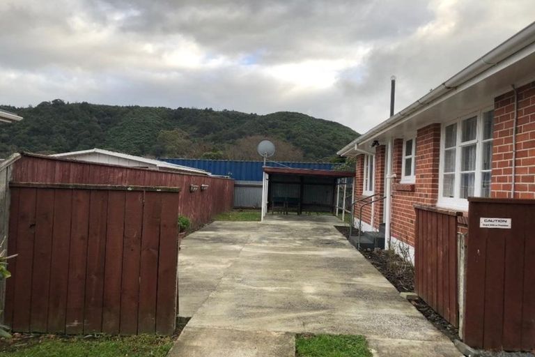 Photo of property in 68b Hikurangi Street, Trentham, Upper Hutt, 5018