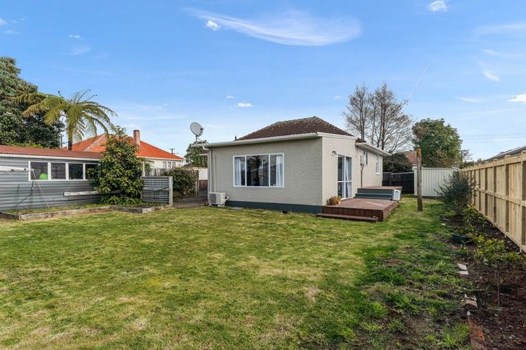 Photo of property in 4 Raleigh Street, Vogeltown, New Plymouth, 4310