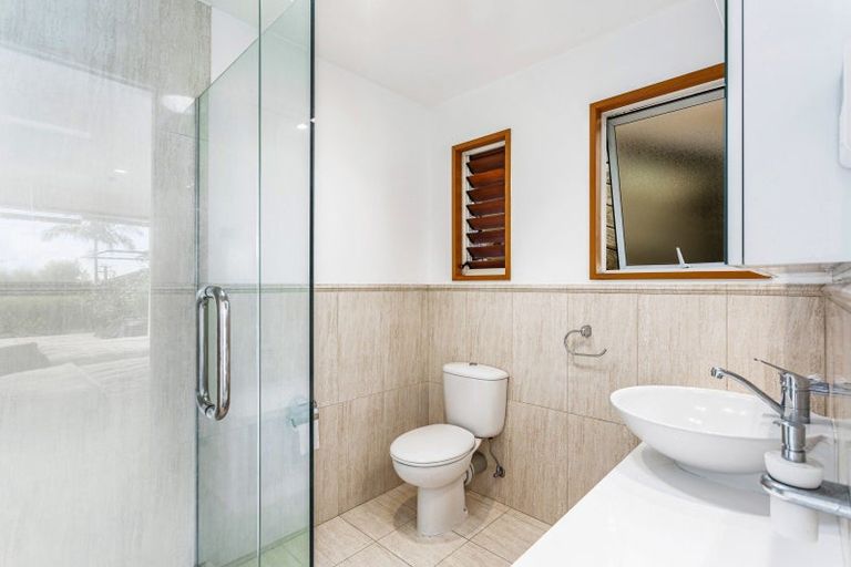 Photo of property in 28a Long Bay Drive, Torbay, Auckland, 0630