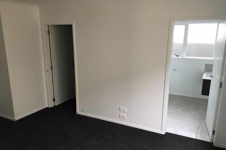 Photo of property in 18 Tabraham Crescent, Pyes Pa, Tauranga, 3112