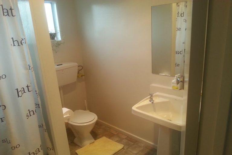 Photo of property in 2/371 Hereford Street, Linwood, Christchurch, 8011