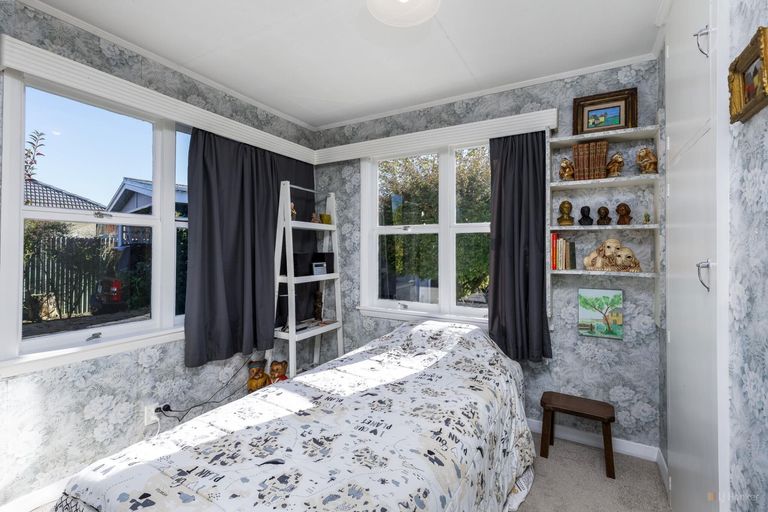 Photo of property in 15 Rugby Street, Waimate, 7924