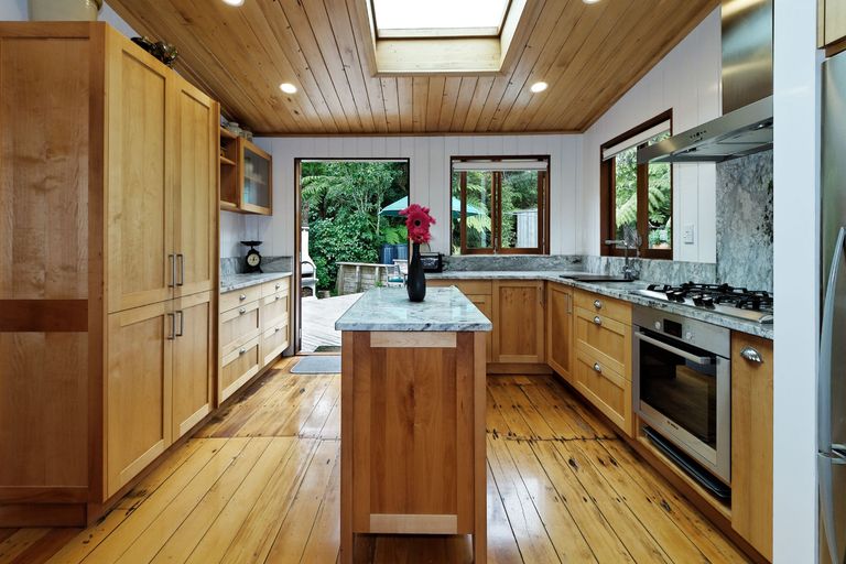 Photo of property in 54 Upland Road, Huia, Auckland, 0604