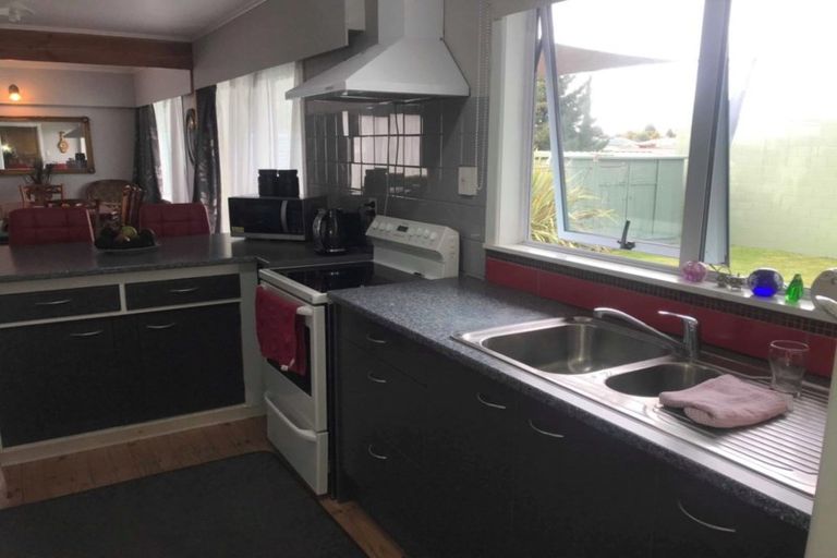 Photo of property in 6 Michael Place, Mangakakahi, Rotorua, 3015