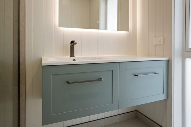 Photo of property in 156 Kupe Drive, Whitianga, 3510