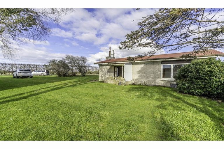 Photo of property in 98 Ryal Bush-wallacetown Road, Ryal Bush, Invercargill, 9876
