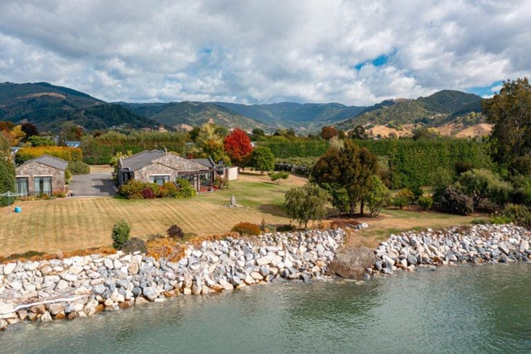 Photo of property in 16 Wharf Road, Riwaka, Motueka, 7198