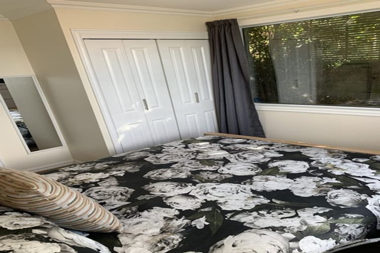 Photo of property in 2/89 Barnard Street, Wadestown, Wellington, 6012