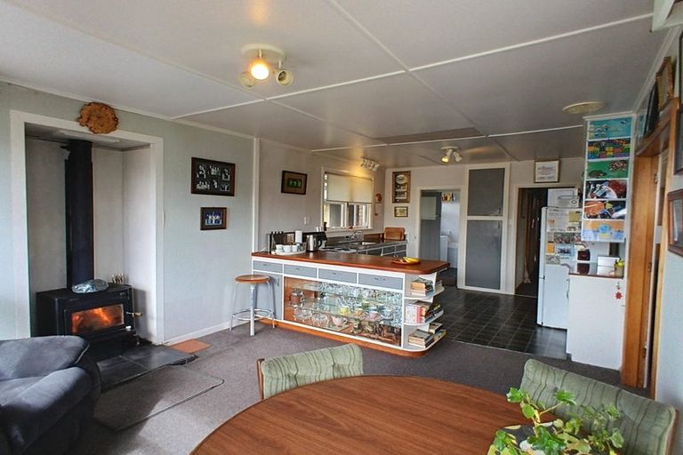 Photo of property in 69 Eastons Road, Westport, 7825