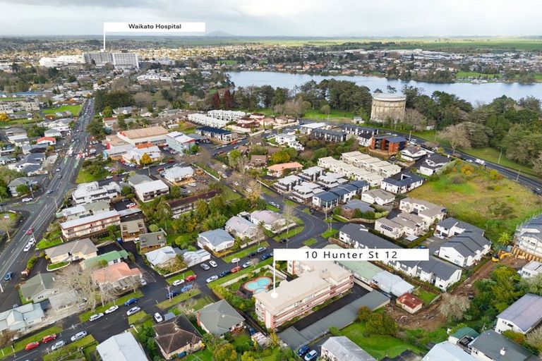 Photo of property in 12/10 Hunter Street, Hamilton Lake, Hamilton, 3204