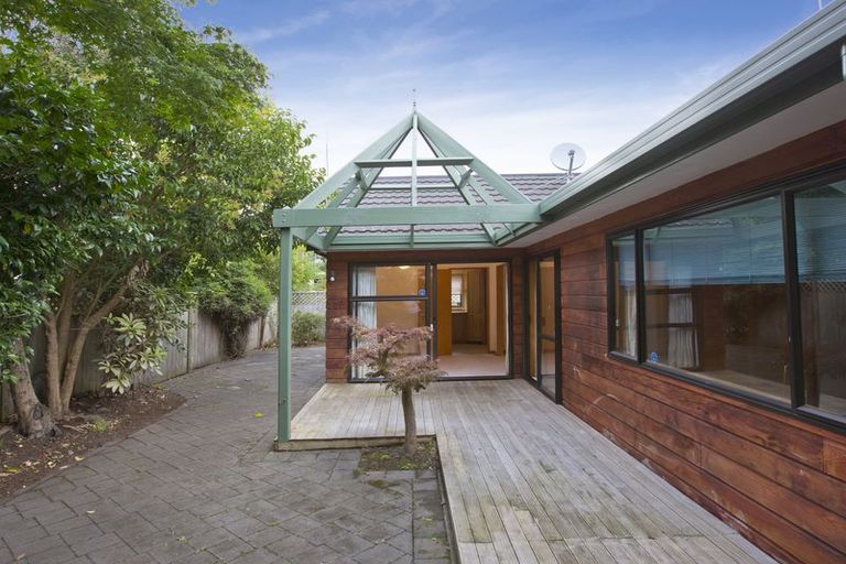 Photo of property in 28a Elmira Avenue, Hokowhitu, Palmerston North, 4410