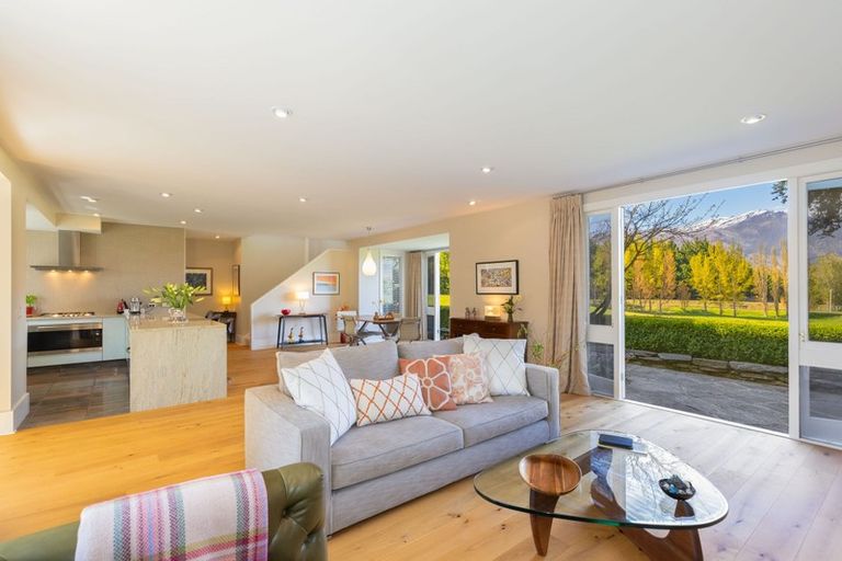 Photo of property in Millbrook Resort, 9 Chalmers Close, Arrowtown, 9371