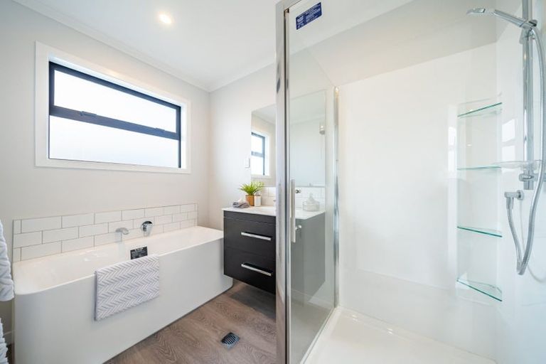 Photo of property in 7 Tarata Lane, Avalon, Lower Hutt, 5011