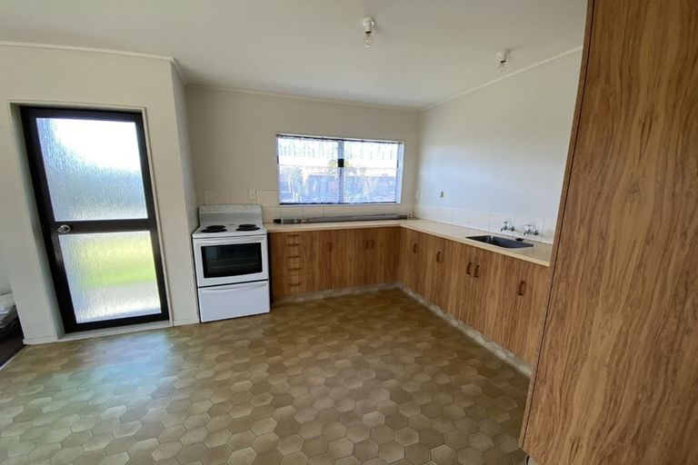 Photo of property in 18 Townshend Crescent, Greenmeadows, Napier, 4112