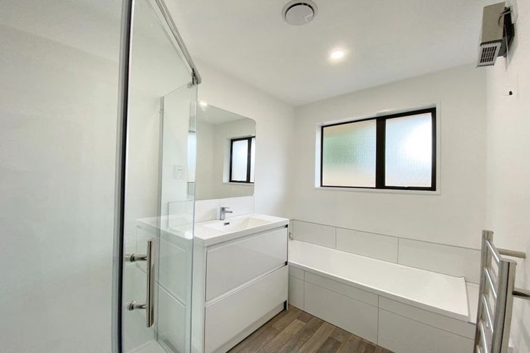 Photo of property in 36 Centennial Avenue, Riccarton, Christchurch, 8041