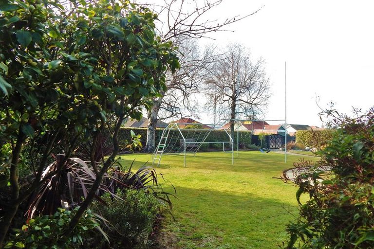 Photo of property in 122 Otipua Road, Watlington, Timaru, 7910
