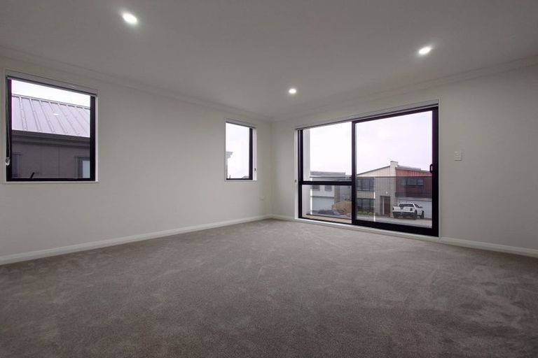 Photo of property in 66 Michael Bosher Way, Flat Bush, Auckland, 2019