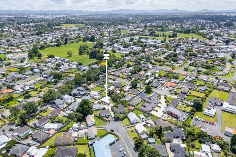 Photo of property in 6a Hume Place, Fairfield, Hamilton, 3214