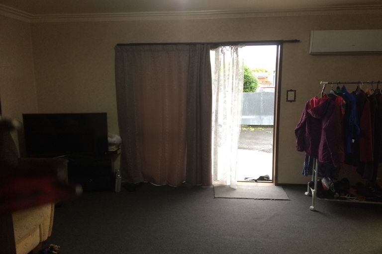 Photo of property in 65c Wesley Street, South Dunedin, Dunedin, 9012