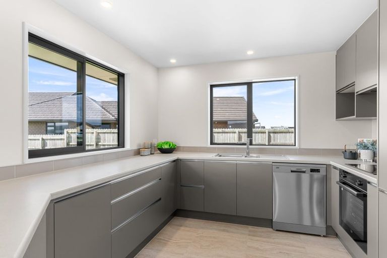 Photo of property in 12 Breton Drive, Waipu, 0510