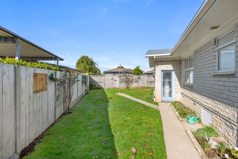 Photo of property in 19 Cecil Street, St Andrews, Hamilton, 3200