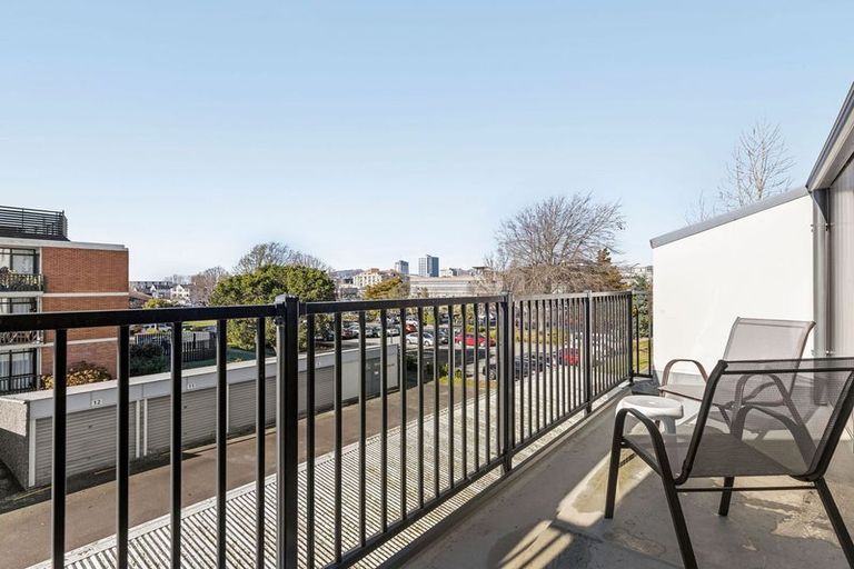 Photo of property in 9/388 Montreal Street, Christchurch Central, Christchurch, 8013
