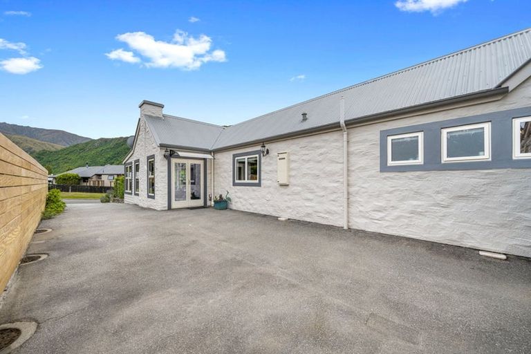 Photo of property in 22 Cornwall Street, Arrowtown, 9302