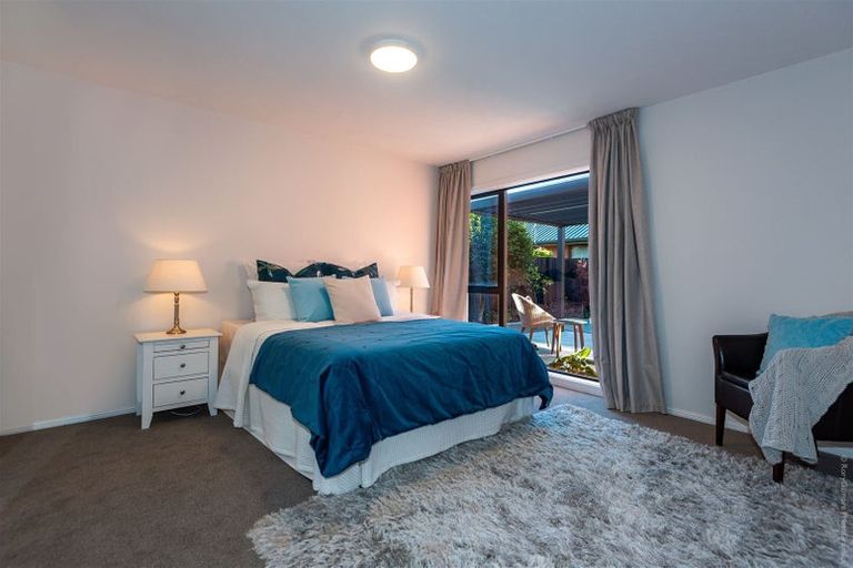 Photo of property in 1/9 Claverley Gardens, Avonhead, Christchurch, 8042