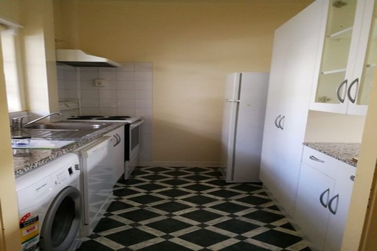 Photo of property in 82 Majoribanks Street, Mount Victoria, Wellington, 6011