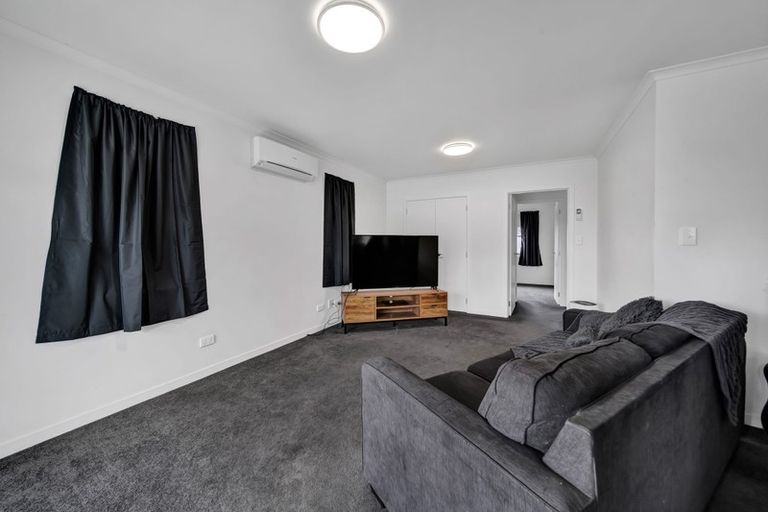 Photo of property in 10d Campbell Street, Hawera, 4610