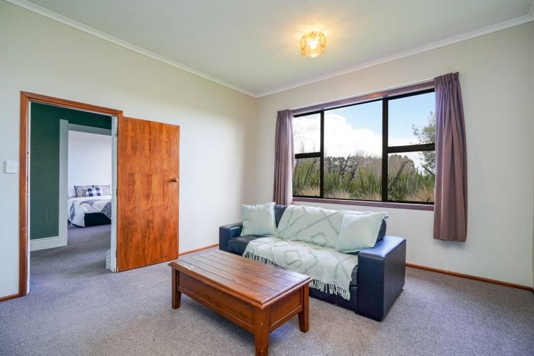 Photo of property in 164 Cameron Road, Lochiel, Winton, 9781