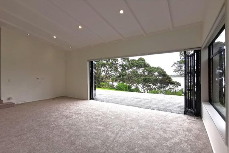 Photo of property in 68 Rame Road, Greenhithe, Auckland, 0632